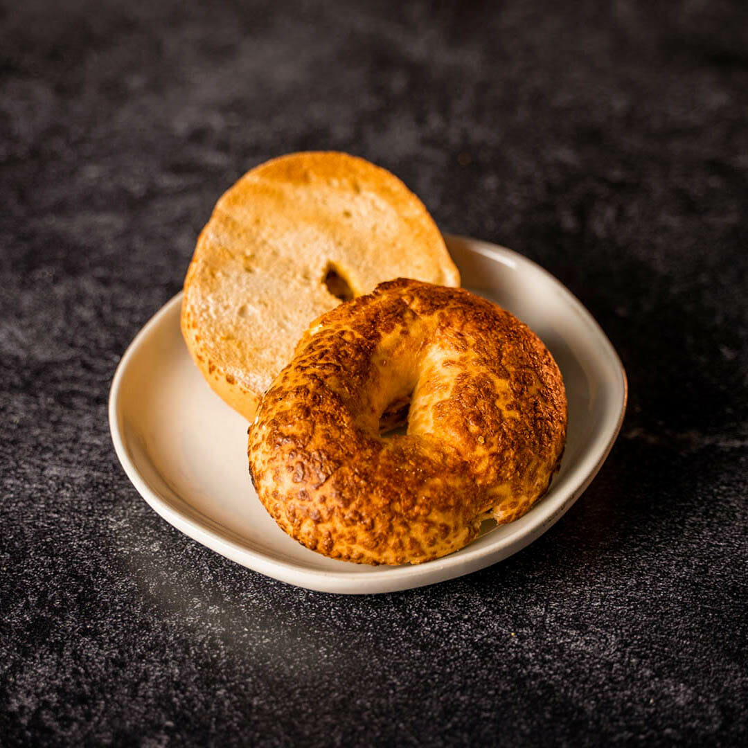 Ellianos Asiago Bagel