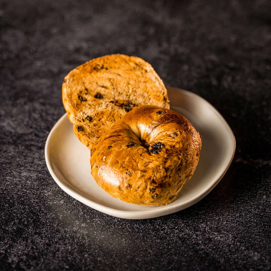 Ellianos Cinnamon Raisin Bagel