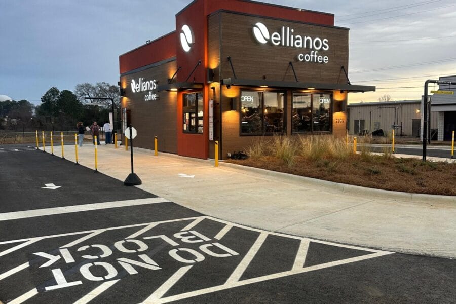 Ellianos Albany